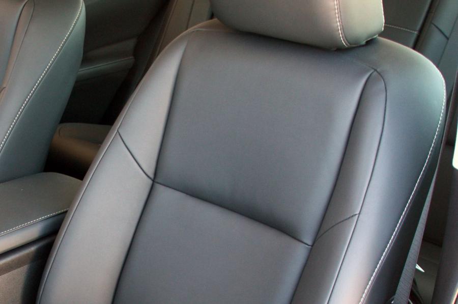  Lexus ES350 2013 года  (фото 34 из 64)